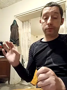 frederic198 online show from December 13, 8:04 pm