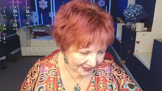 Kira Kenett online show from November 15, 3:38 pm