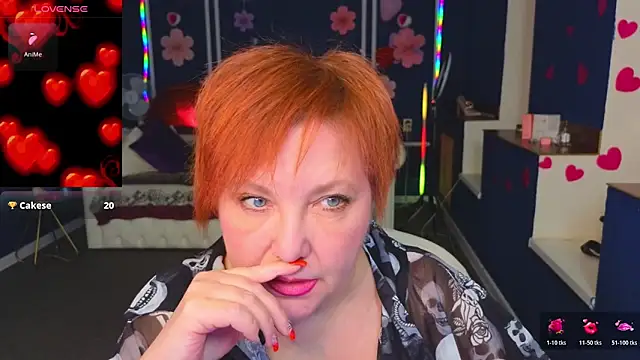 Kira Kenett online show from February 28, 5:01 pm