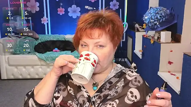 Kira Kenett online show from November 29, 12:38 pm