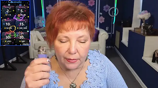 Kira Kenett online show from October 2, 6:17 am