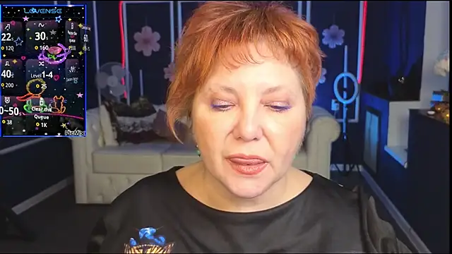 Kira Kenett online show from October 15, 8:33 am