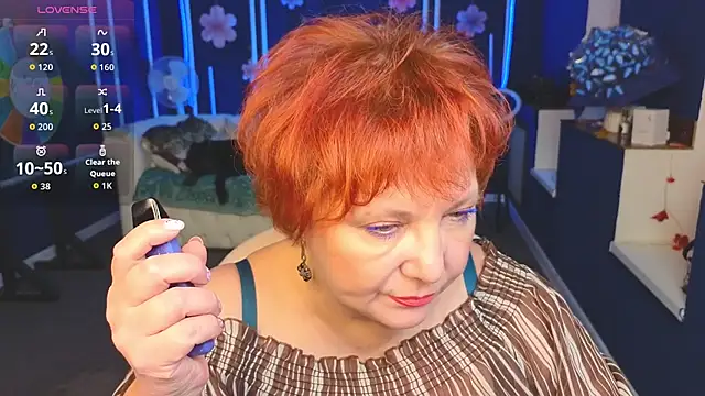 Kira Kenett online show from December 4, 6:56 am