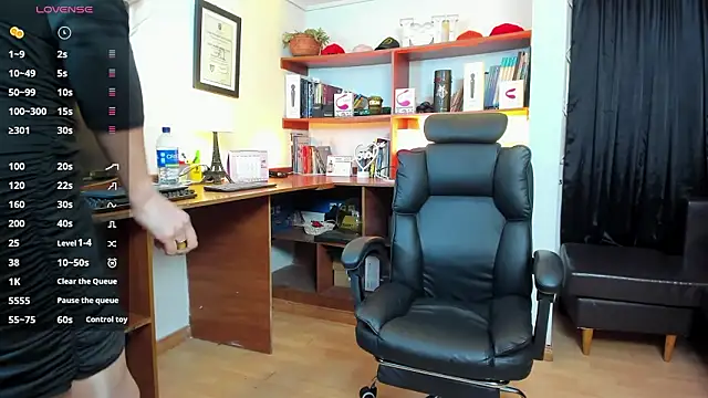 GretaVoss  online show from March 18, 7:48 pm