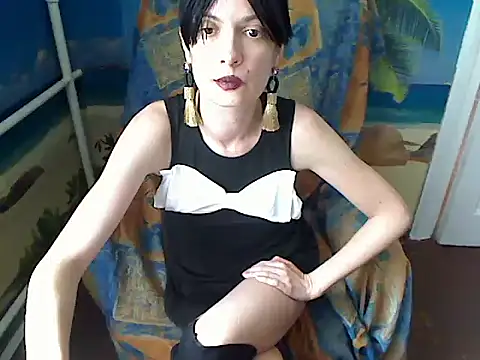 Snapshot of Bastet12 chatting on June 19, 12:33 pm Bastet12 online show from June 19, 12:33 pm