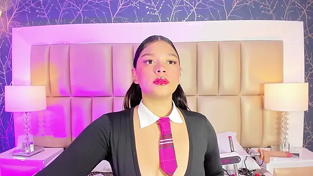 HatsaJones online show from March 5, 3:58 am