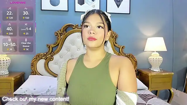 HatsaJones online show from January 13, 4:16 am