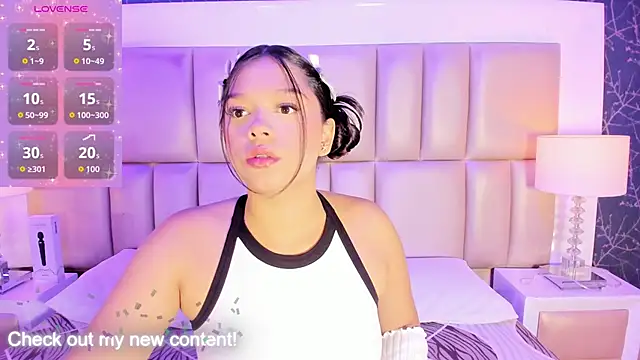 HatsaJones online show from February 11, 4:12 am