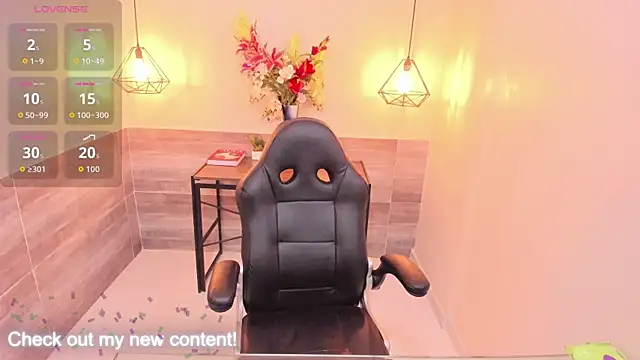 HatsaJones online show from November 25, 3:51 am