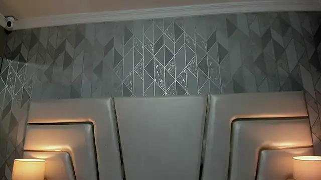 HatsaJones online show from March 6, 3:56 am