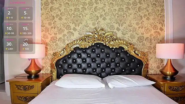 HatsaJones online show from October 24, 3:38 am