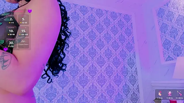 DaniCollinn  online show from March 13, 1:05 pm