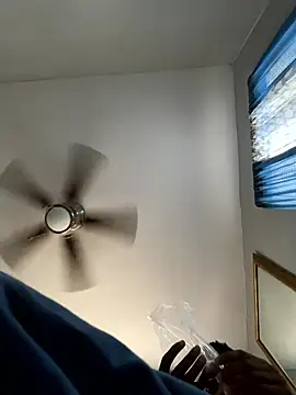 dmmeformerch online show from March 4, 3:20 pm