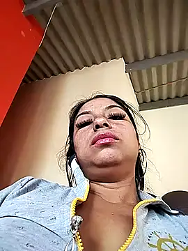 Snapshot of AnggelicaSwan21 chatting on September 23, 3:30 pm AnggelicaSwan21 online show from September 23, 3:30 pm