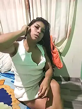Snapshot of AnggelicaSwan21 chatting on September 9, 1:38 am AnggelicaSwan21 online show from September 9, 1:38 am
