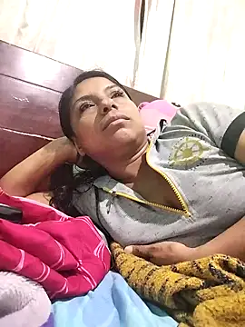 Snapshot of AnggelicaSwan21 chatting on November 6, 12:25 am AnggelicaSwan21 online show from November 6, 12:25 am