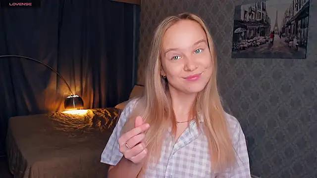 SoonMoor online show from November 3, 6:11 pm