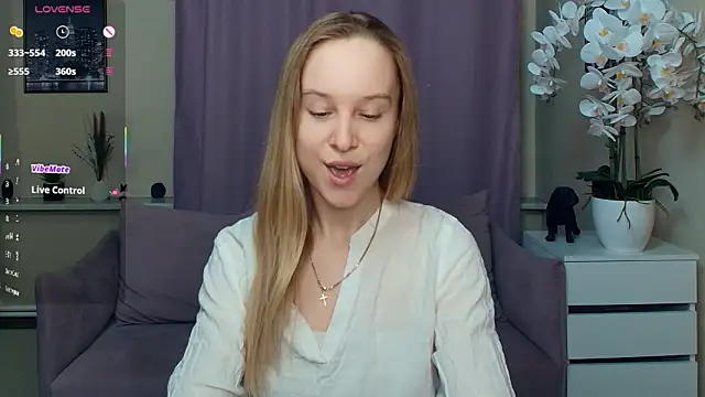 SoonMoor online show from March 21, 6:45 pm