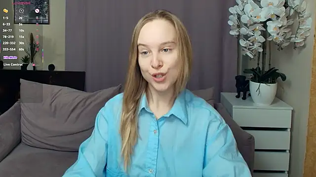 SoonMoor online show from January 11, 8:16 pm