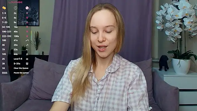 SoonMoor online show from March 10, 7:07 pm