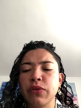 Snapshot of Paris_11 chatting on November 19, 2:39 pm Paris 11 online show from November 19, 2:39 pm