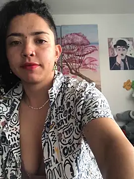 Snapshot of Paris_11 chatting on November 15, 12:42 pm Paris 11 online show from November 15, 12:42 pm