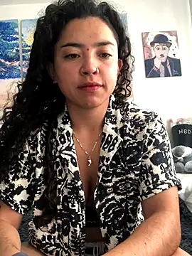 Snapshot of Paris_11 chatting on October 24, 12:04 pm Paris 11 online show from October 24, 12:04 pm