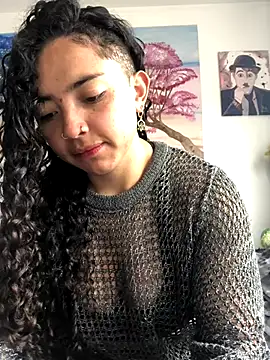 Snapshot of Paris_11 chatting on November 10, 2:22 pm Paris 11 online show from November 10, 2:22 pm