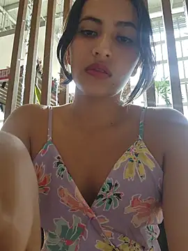 Snapshot of Rumy_2005 chatting on November 28, 1:33 pm Rumy 2005 online show from November 28, 1:33 pm