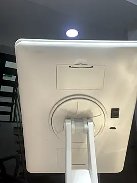 Snapshot of TiffanyyLam chatting on September 27, 11:38 am TiffanyyLam online show from September 27, 11:38 am