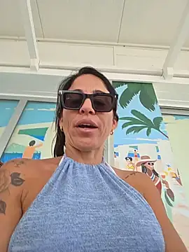 sexy7883 online show from June 26, 10:43 am