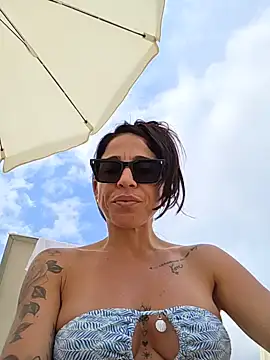 sexy7883 online show from June 2, 12:05 pm