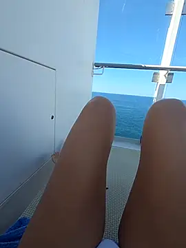 sexy7883 online show from July 3, 8:43 am