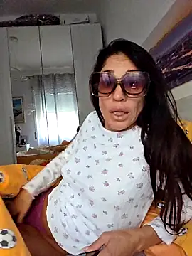 sexy7883 online show from November 6, 6:50 am