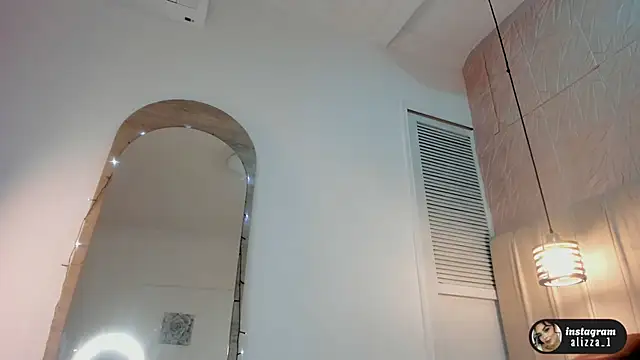 alizza  online show from November 20, 11:44 am