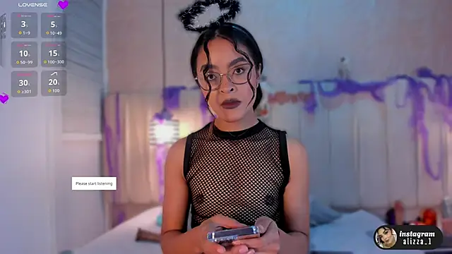 alizza  online show from October 26, 11:43 am