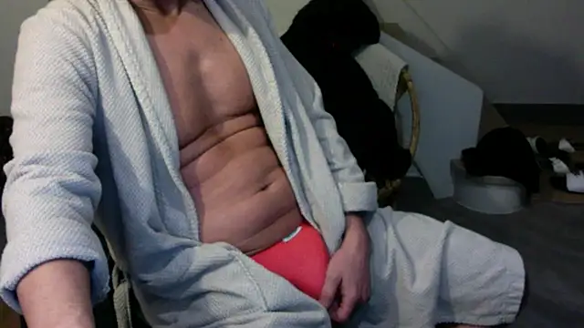 thelutty online show from November 26, 9:26 pm