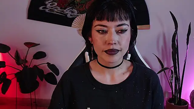 Ellyuwuw online show from February 5, 12:28 am