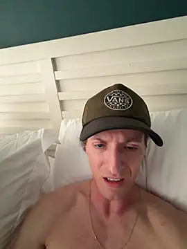 Badstepson33 online show from February 12, 11:37 pm