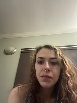 aurorasparkles online show from March 6, 6:30 am