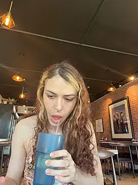 aurorasparkles online show from February 22, 11:28 pm