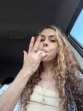 aurorasparkles online show from March 5, 12:40 am