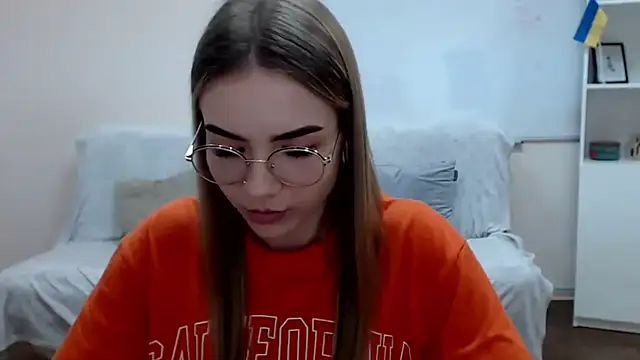 Snapshot of aSingleOne chatting on November 16, 6:12 pm aSingleOne online show from November 16, 6:12 pm