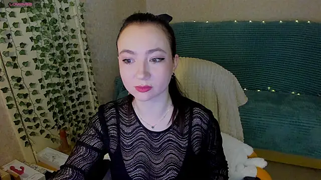 Micky Wood online show from April 23, 6:20 pm