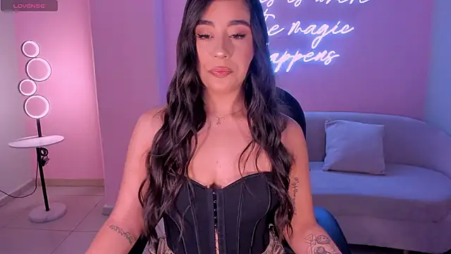 SussyBellX online show from February 1, 4:00 am