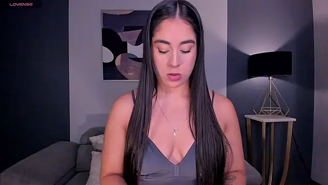 Snapshot of SussyBellX chatting on September 14, 5:02 pm SussyBellX online show from September 14, 5:02 pm