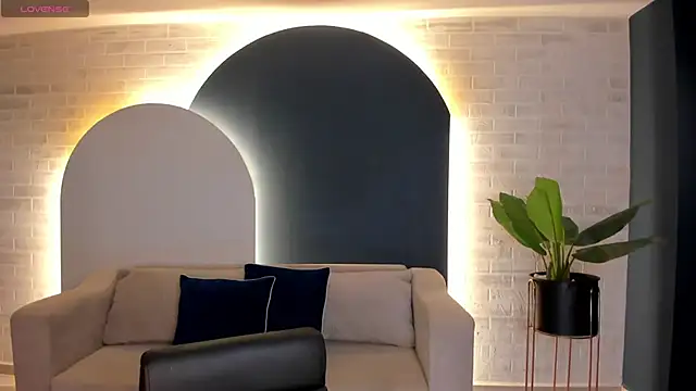 LaurentConnor online show from October 24, 3:38 am