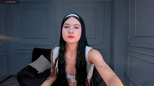 LaurentConnor online show from October 31, 3:25 am