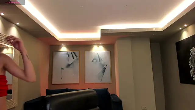 LaurentConnor online show from December 2, 2:34 am