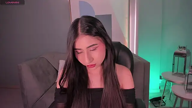 MayaMoretti  online show from March 21, 3:30 am